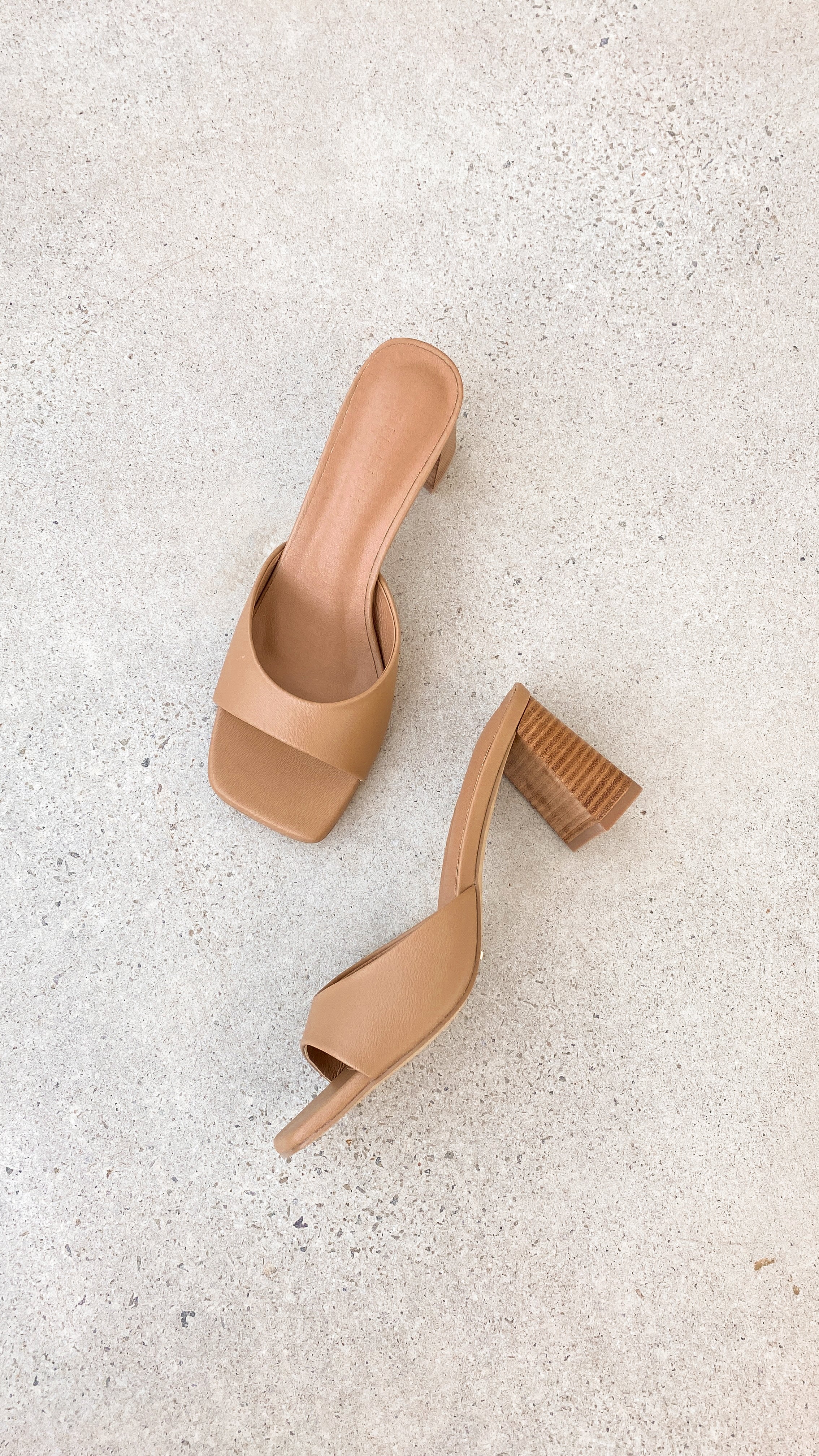 Nattie Heel - Oak